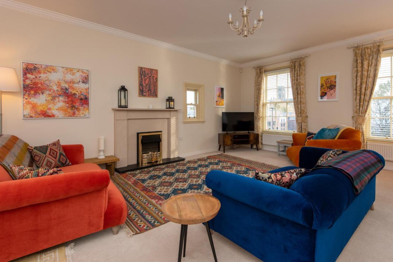 Cathedral Views Apartment Durham Bagian luar foto